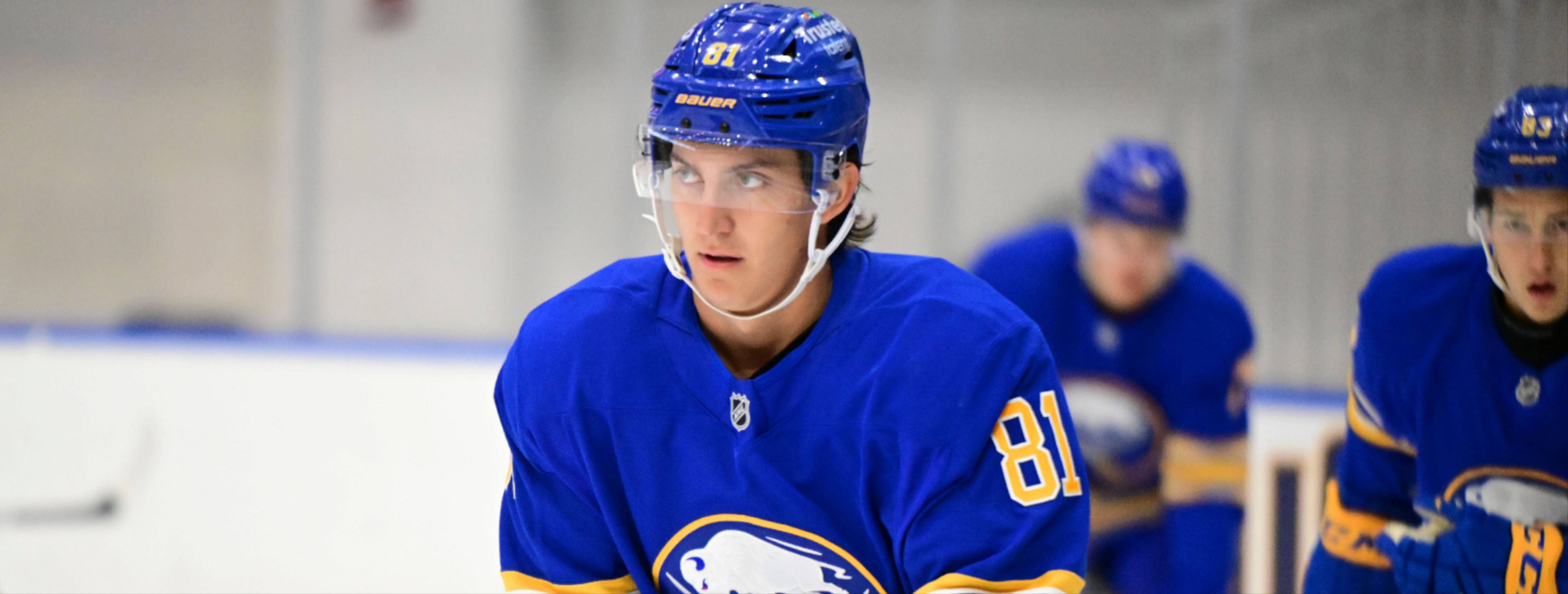 SAVAGE USING RESILIENCE AND BLOODLINE TO FUEL JUMP TO PRO HOCKEY